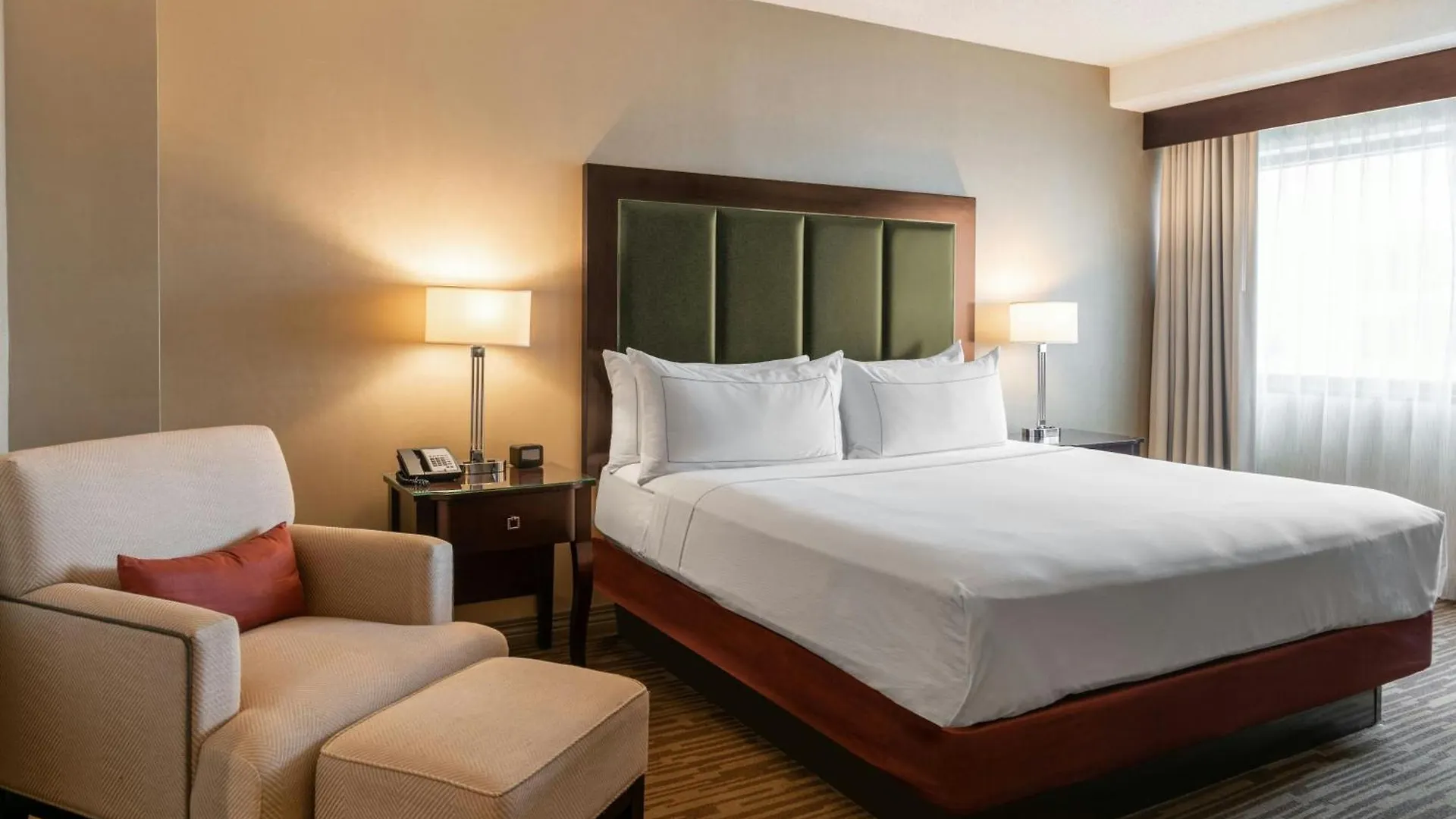 The Capital Suites Hotel Columbus