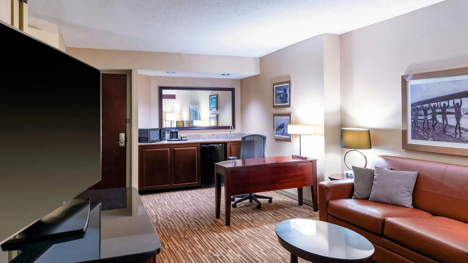 The Capital Suites Hotel Columbus