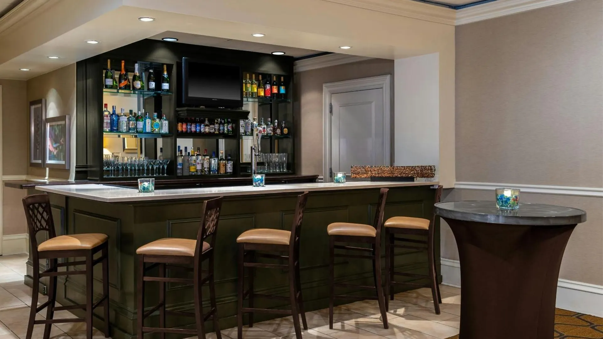 The Capital Suites Hotel Columbus